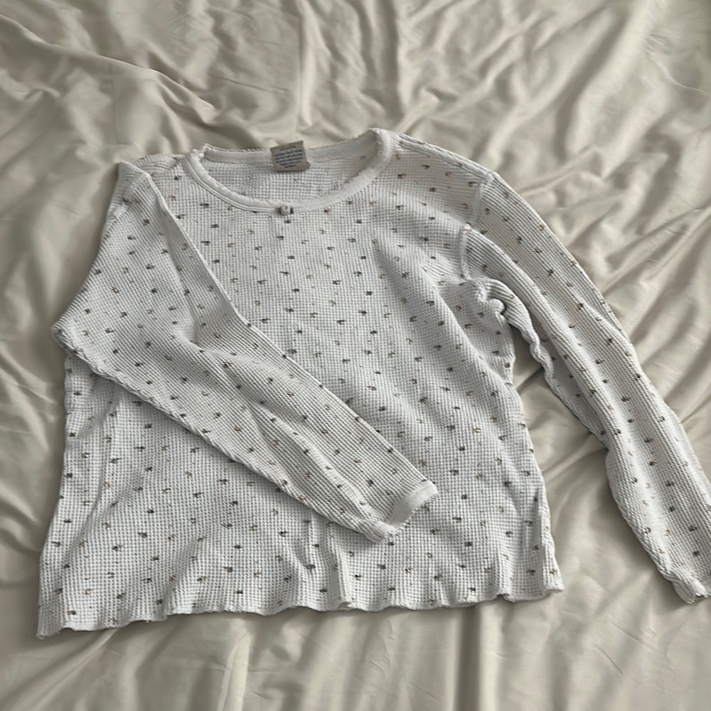 White Long Sleeve Knit Top with little flowers